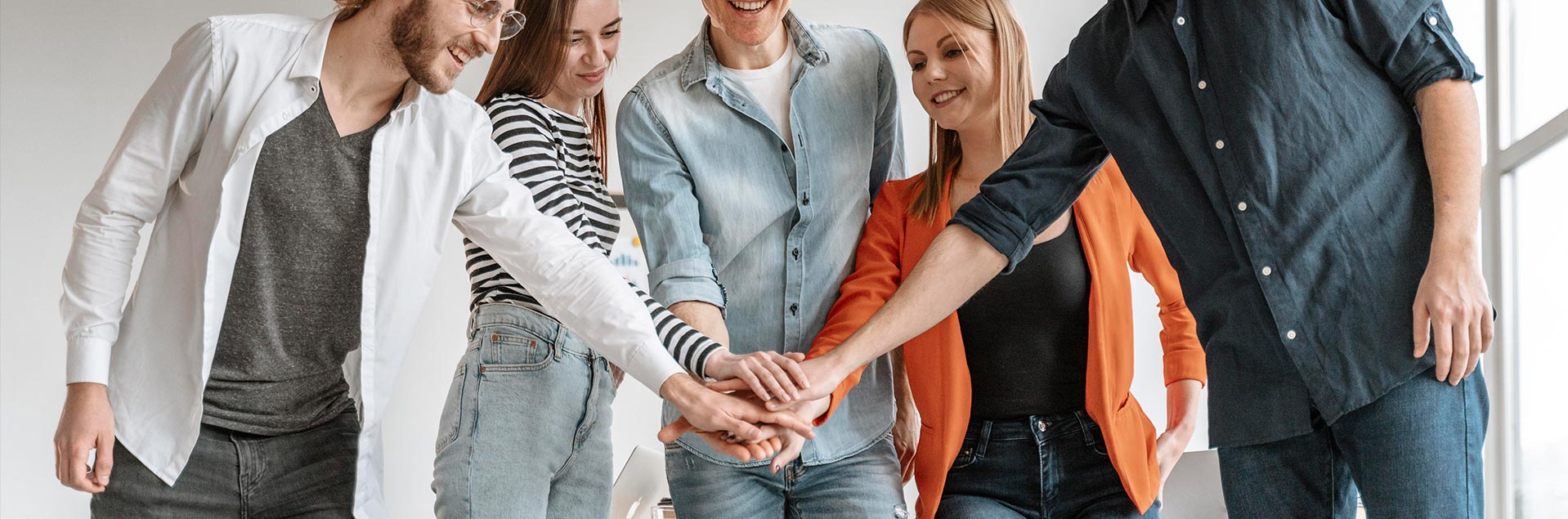 爱德华兹下,半场继续首,上半场,乐鱼体育,乐鱼体育平台,乐鱼体育官网